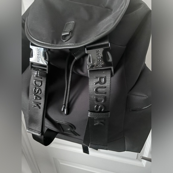 RUDSAK Black Backpack - Picture 3 of 10